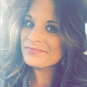 Meet your Posher, Misty